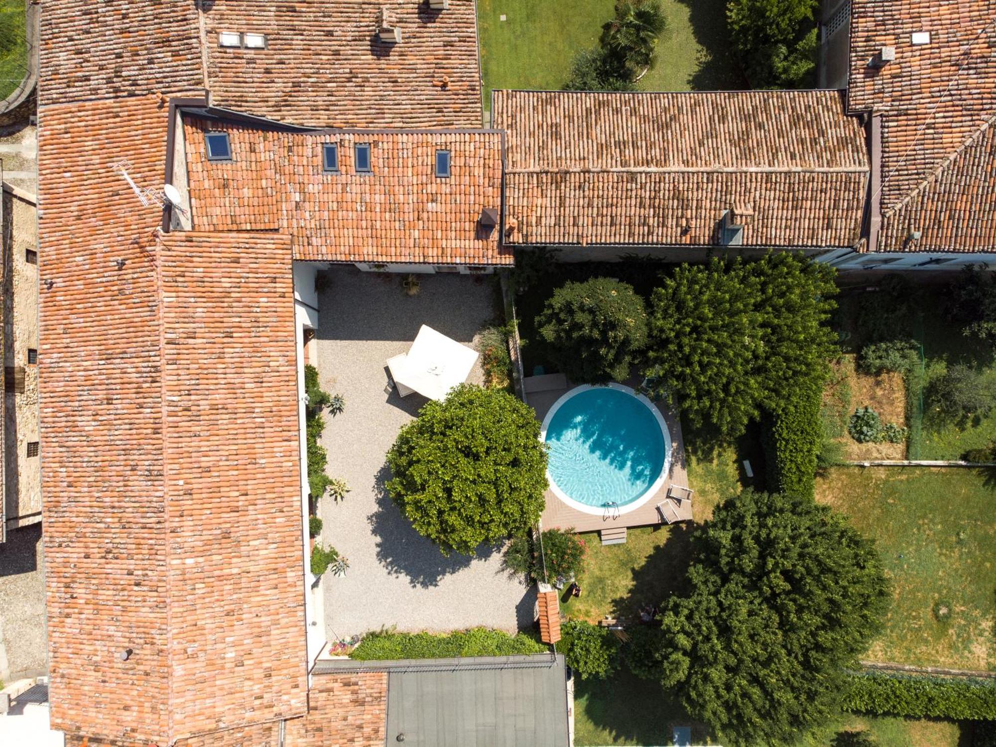 Corte Martinola Bed&Breakfast In Franciacorta Ome Exteriör bild